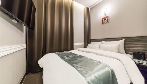 Room (Standard room)