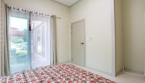 Room (Ruby Home (Unshared House))