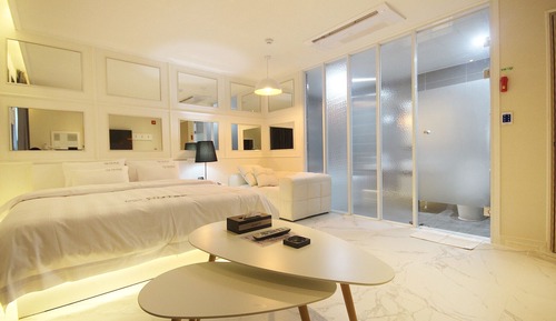 Room (Special Room)