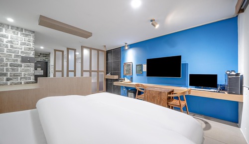 Room (Premier)