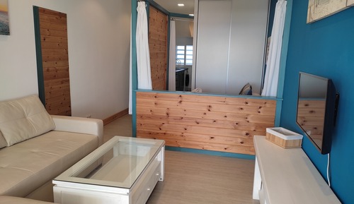 Classic Studio, Ensuite, Beach View (Studio)
