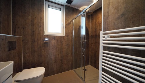 Cube Hottub 6