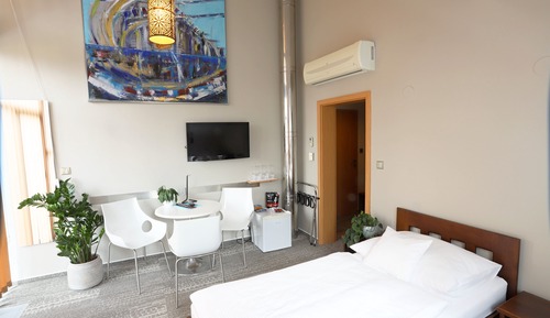Comfort Triple Room