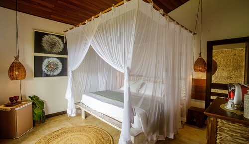 Panoramic Room