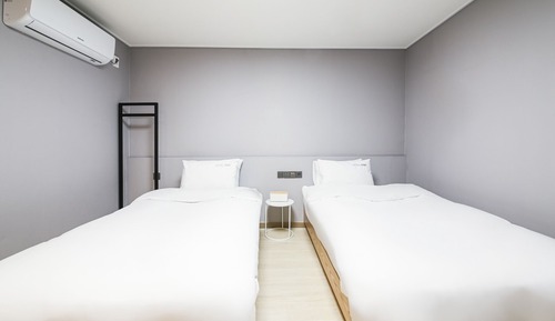 Room (Standard Twin - Cancellation not poss)