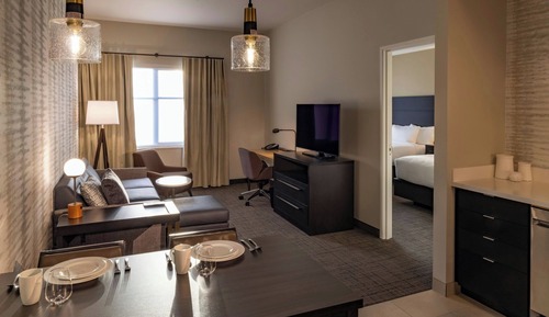 Suite, 1 Bedroom (Mobility Accessible, Roll-In Shower)
