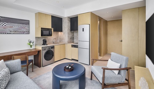 KING ONE BDRM RESIDENCE