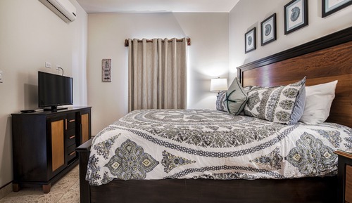 Family Condo, 3 Bedrooms, Sea View, Oceanfront