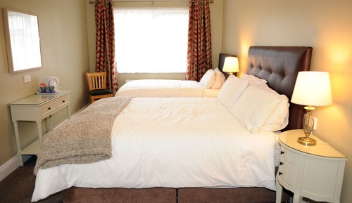 Twin Room, Ensuite