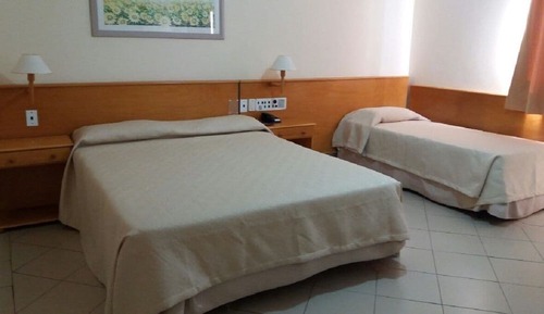 Superior Double Room, Bathtub
