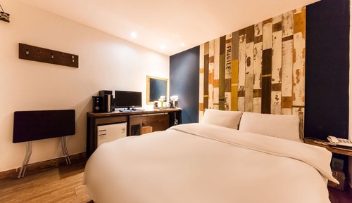 Room (Standard Twin)