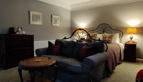 Luxury Double Room, Ensuite (Ivystone)