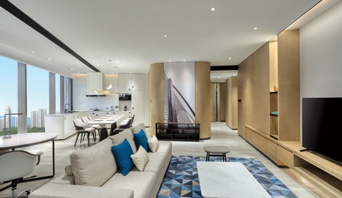 Studio Suite, 3 Bedrooms
