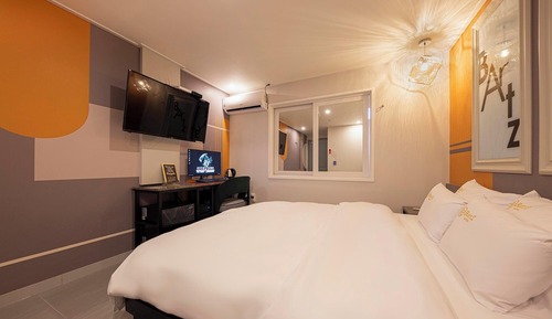 Room (Standard Room B (OTT 1PC))