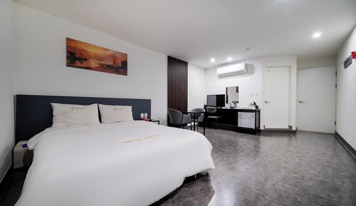 Room (Special Room)