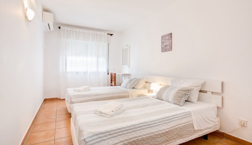 Standard Apartment, 2 Bedrooms, Pool View