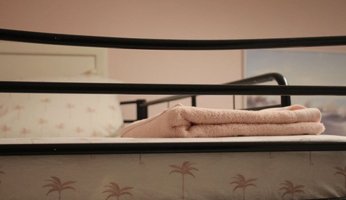 1 Bed in Female 4 Bed Dorm (International & interstate guests only)(18-35 Age Only)