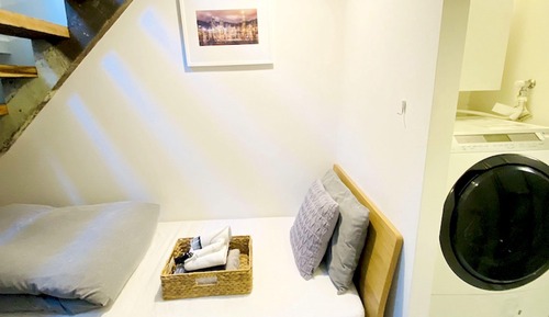 Basic Apartment