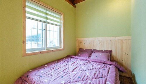 Room (Iseul2)