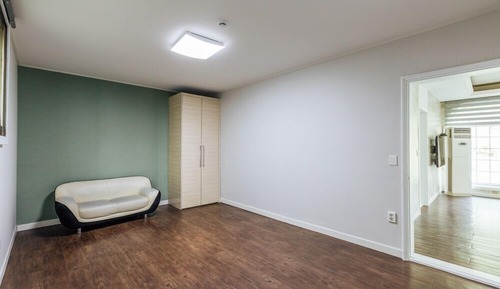 Room (Haeoreum)