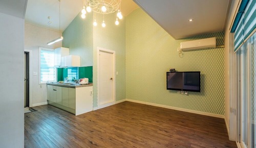 Room (Haetsal 3)