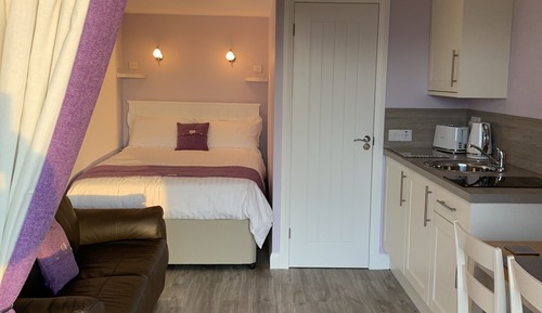 Cabin (Harris View)
