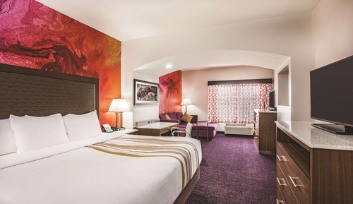 Deluxe Room, 1 King Bed, Non Smoking (Deluxe Executive Room)