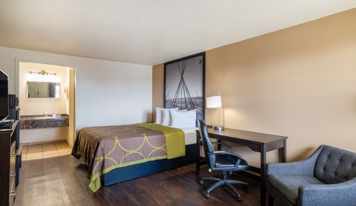 Room, 1 Queen Bed, Non Smoking