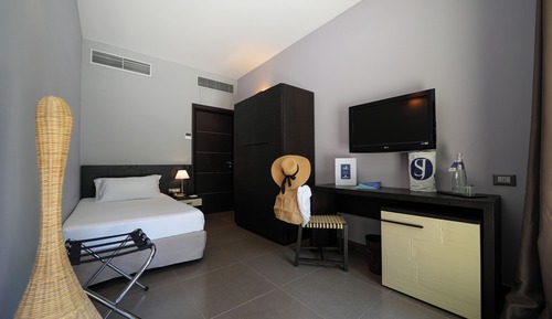Single Room