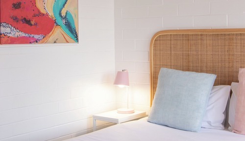 Twin Room, Courtyard View - unserviced