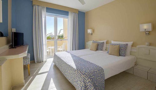 Family Room (Economy)