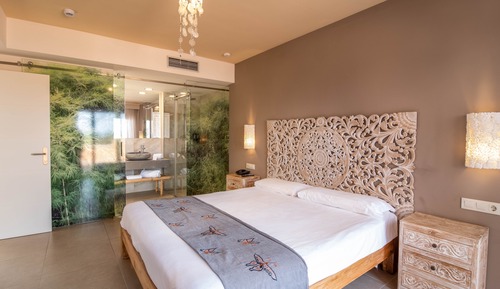 Premium Suite (Superior)