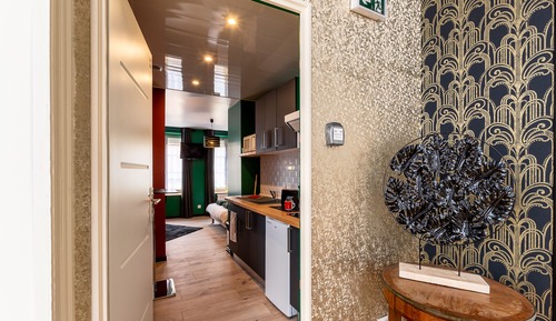 Deluxe Studio, Ensuite