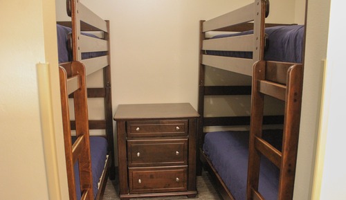 Suite, 1 King Bed with Sofa bed (King Bunk Suite)