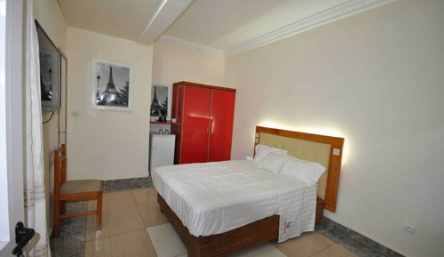 Deluxe Studio, Kitchenette