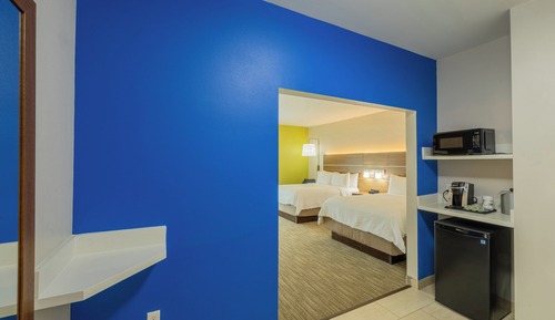 Standard Room, 2 Queen Beds, Accessible (Communications)