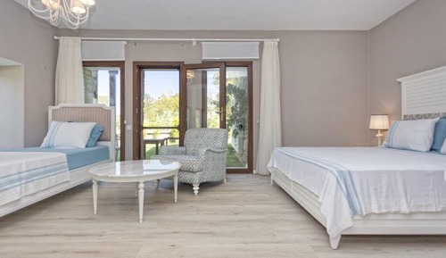 Premium Room