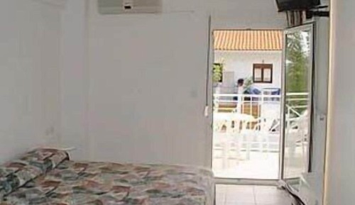 Economy Studio