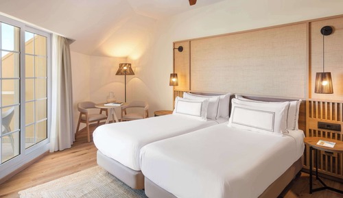 Premium Room