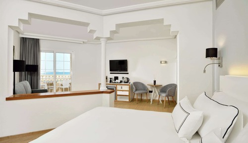 The Level, Executive Suite, Sea View