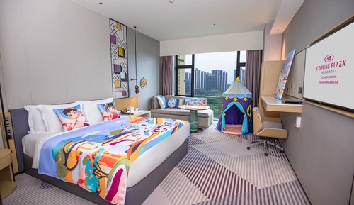 Standard Room, 1 King Bed (Kung Fu AI Kids Theme)
