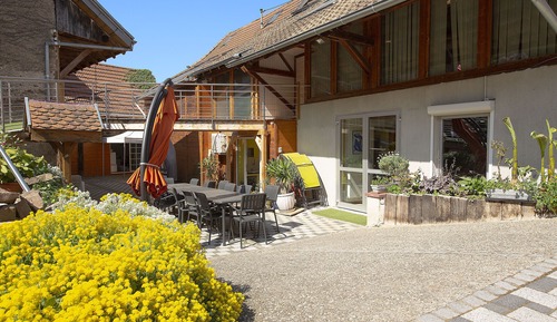 Romantic House, Private Bathroom (Le Noyer )