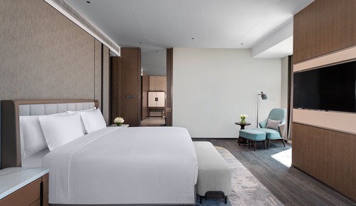 Premium Room, 1 King Bed