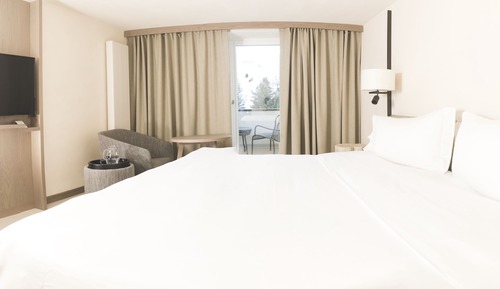 Double Room (Pure L)