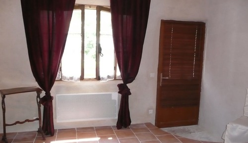 Room (Rouge)