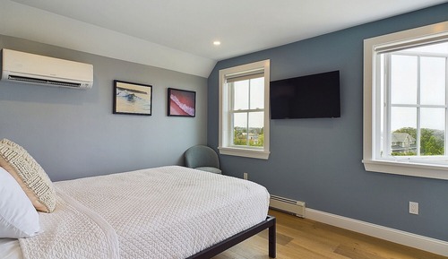 1661 Farm & Gardens Suite 3