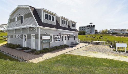 Farm & Gardens Apartment