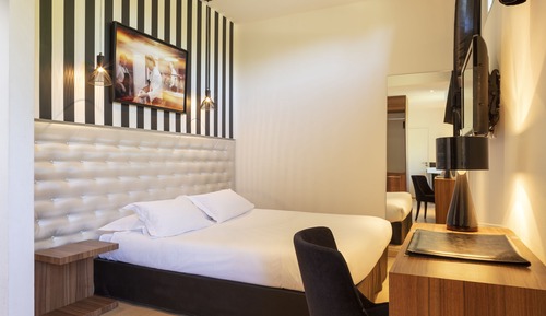 Classic Double Room