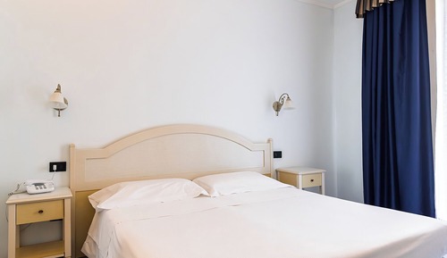 Classic Quadruple Room