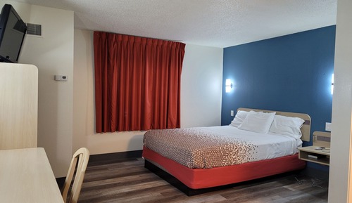 Room, 1 Queen Bed, Non Smoking